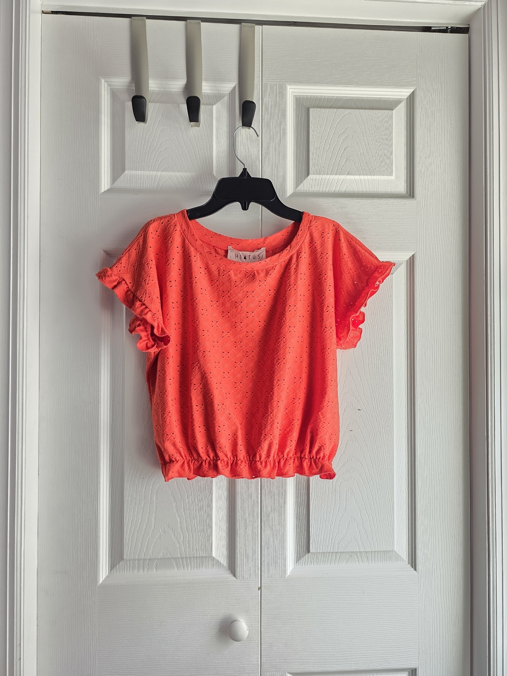 Hiatus Coral Eyelet Ruffle Sleeve Top Size XS